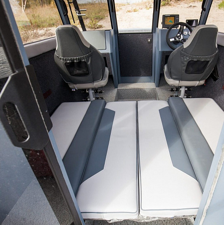 Realcraft 600 Cabin