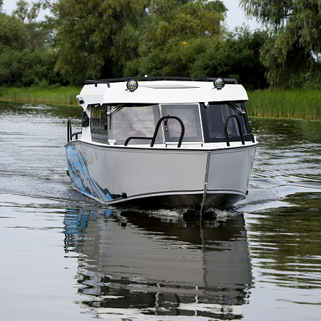 Realcraft 700 Cabin