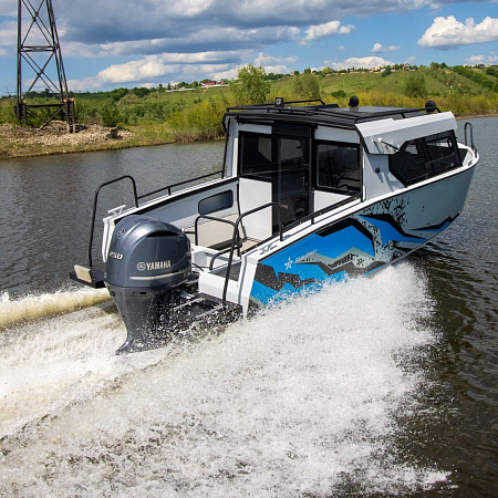 Realcraft 700 Cabin